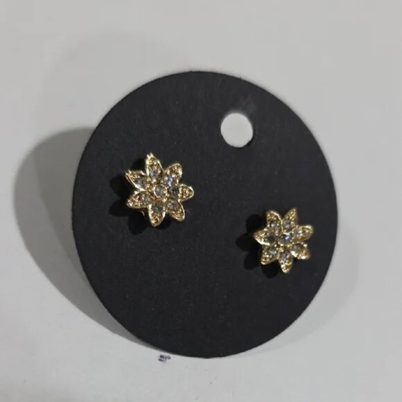 Gold Flower Stud Earrings with Crystal Petals – Elegant Dainty Womem's Jewelry - Picture 6 of 8